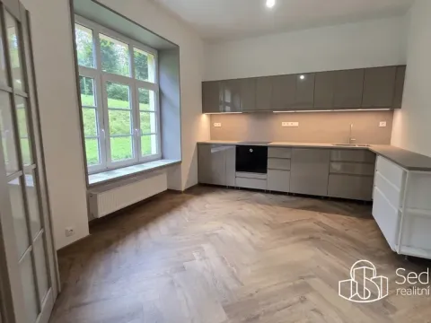 Pronájem bytu 1+1, Karlovy Vary, Krále Jiřího, 61 m2