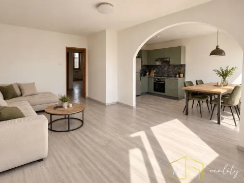 Prodej bytu 3+1, Krupka - Maršov, Dukelských hrdinů, 75 m2
