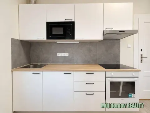 Pronájem bytu 2+1, Praha - Dejvice, Zemědělská, 57 m2