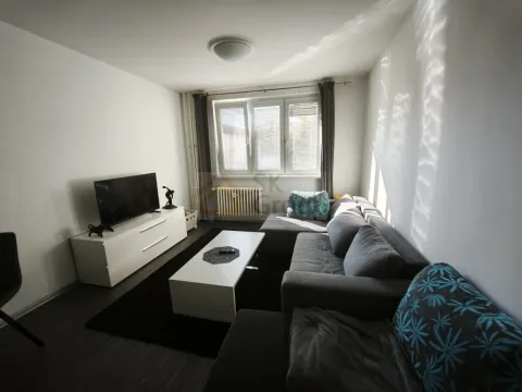 Pronájem bytu 2+1, Karlovy Vary, 56 m2