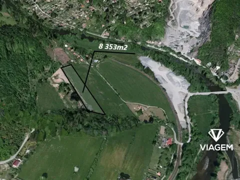 Prodej podílu pole, Chocerady, 2139 m2