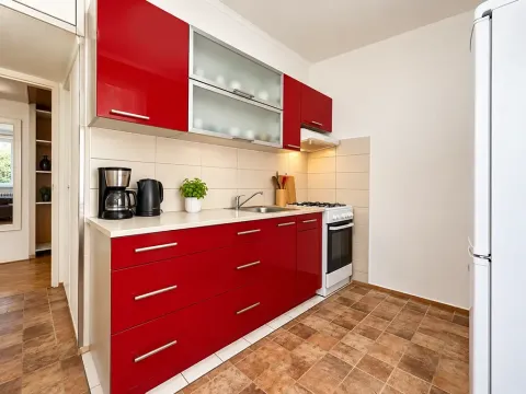 Pronájem bytu 2+1, Karlovy Vary, Šumavská, 58 m2